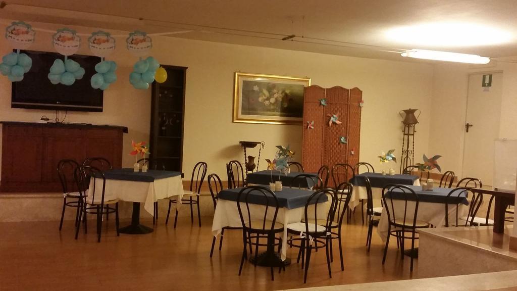 Hotel Octavia Rzym Zewnętrze zdjęcie