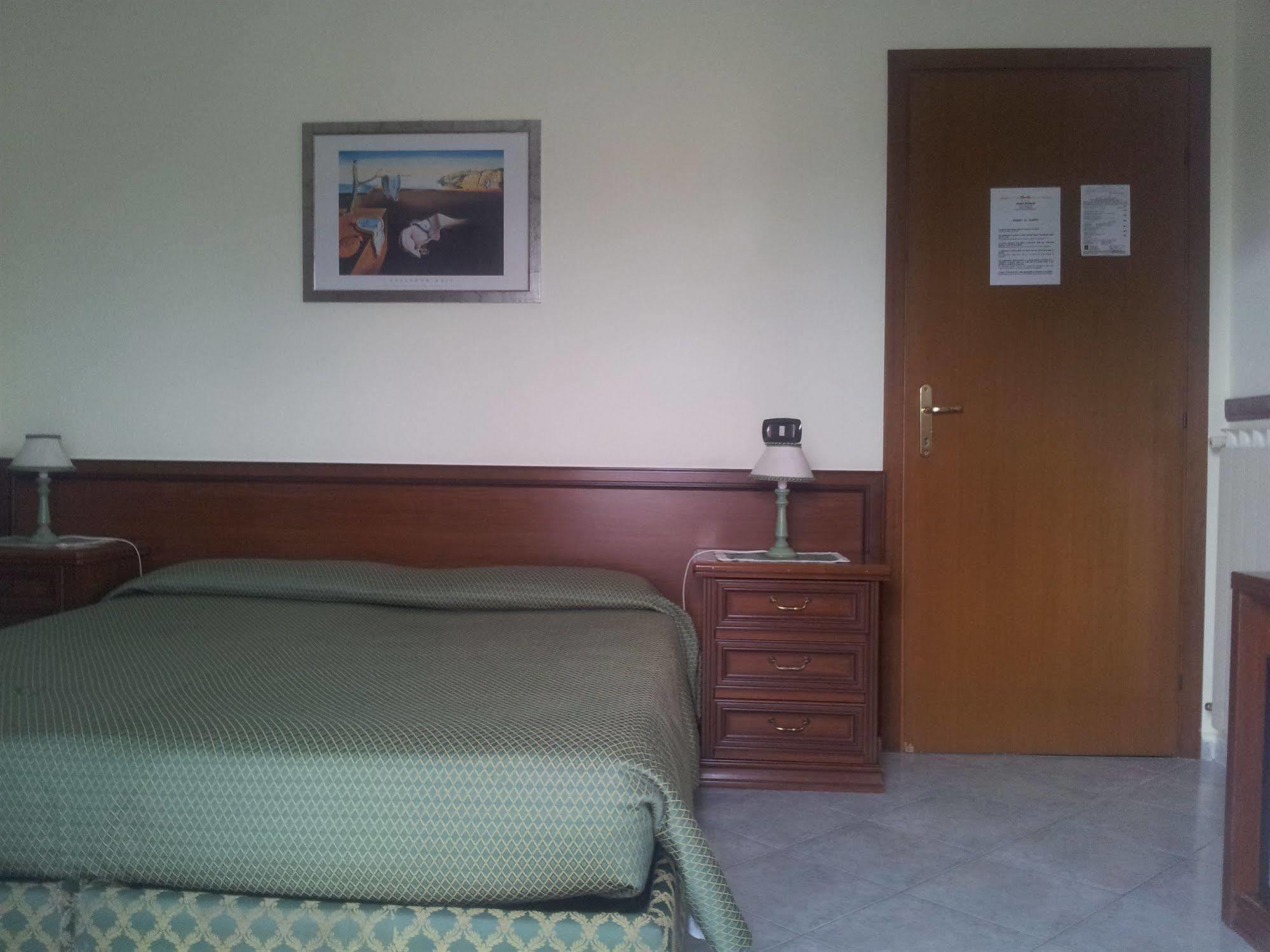 Hotel Octavia Rzym Zewnętrze zdjęcie